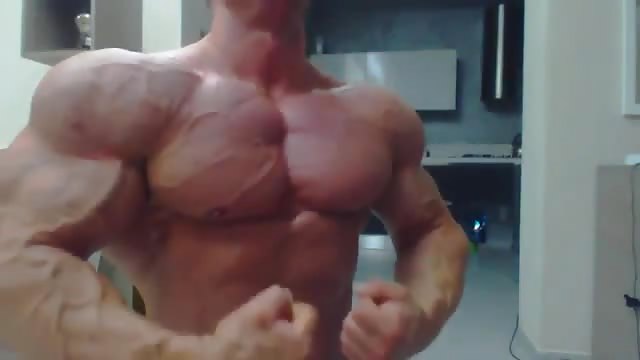 Per le signore un bel bodybuilder